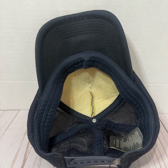 Eddie Bauer Snap Back Trucker Cap - Picture 6 of 9